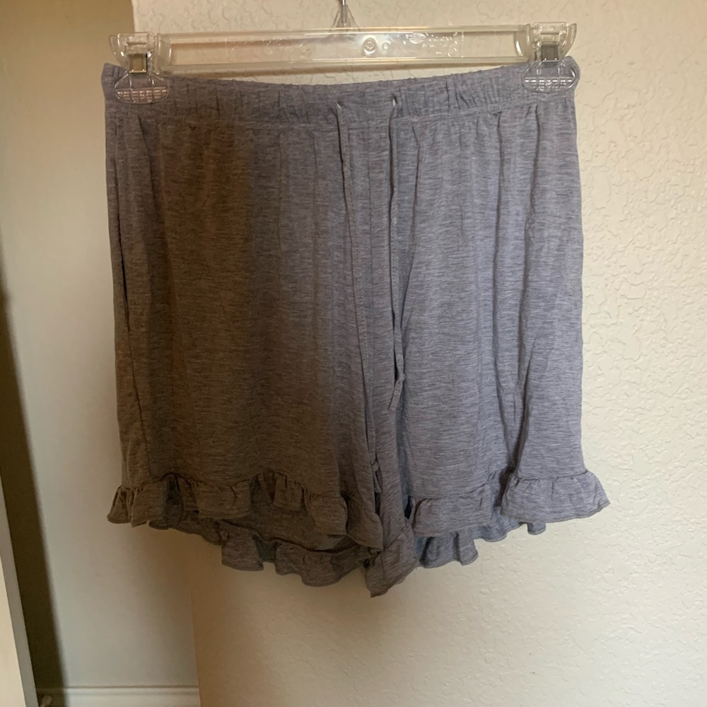 Sleep shorts, grey with ruffles, from amazon
